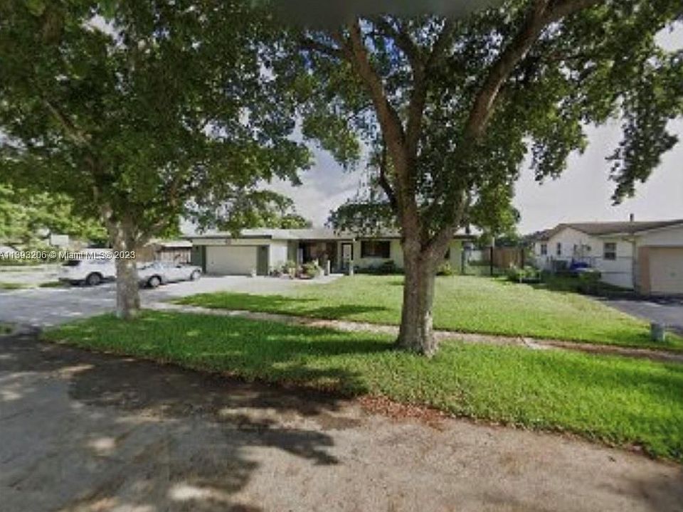 1st image of 8431 NW 19th St