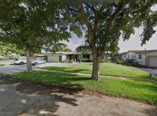 8431 NW 19th St, Hollywood, FL 33024