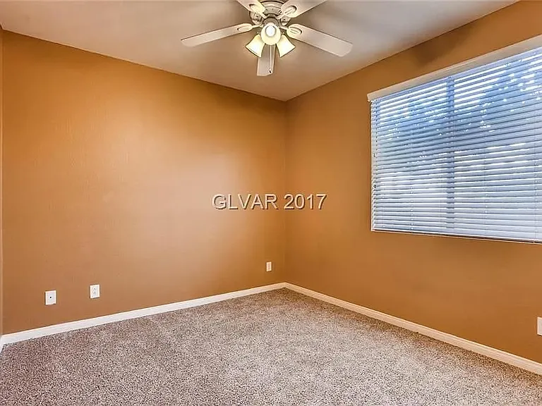 8462 Elche Ct — Photo 10