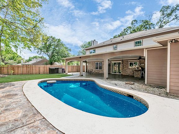 4th image of 12418 Mill Ridge Dr