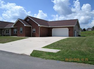 139 Mulligan Dr, Punxsutawney, PA 15767