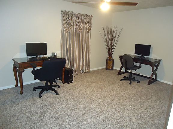 4th image of 6860 Marshall Place Dr