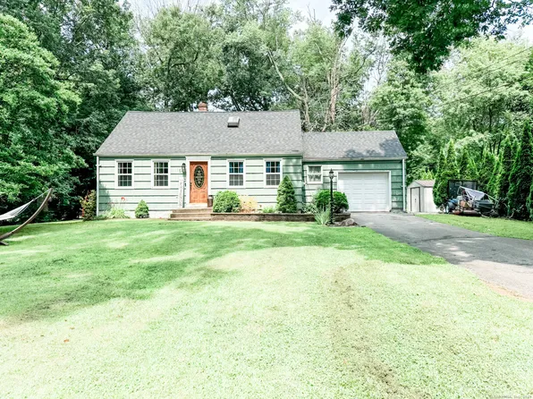 15 Belair Drive, Plainfield, CT 06354