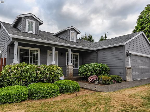 2nd image of 19483 Ashley Dr