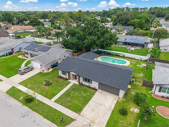 4th image of 8624 BAYLOR CIRCLE