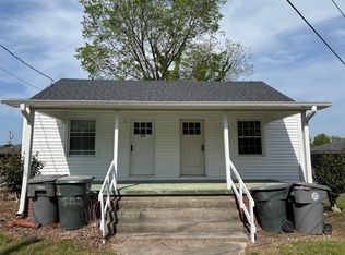 522-524 S Cox St, Asheboro, NC 27203