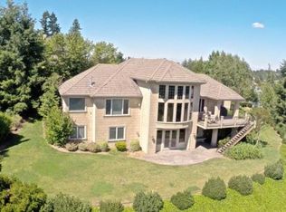 1850 Atherton Dr, Lake Oswego, OR 97034