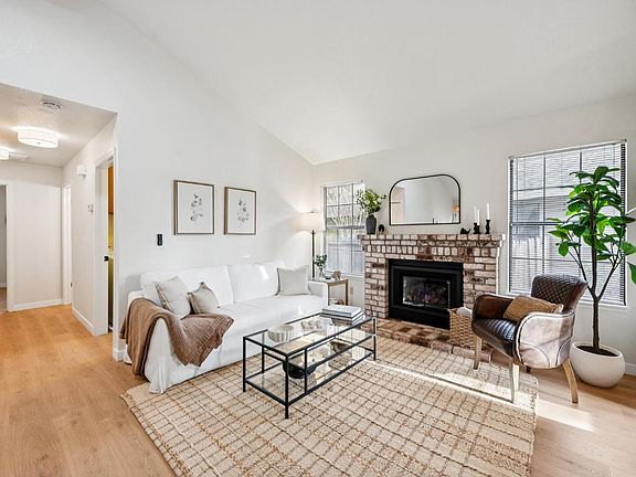 3rd image of 1215 Herbazal Street