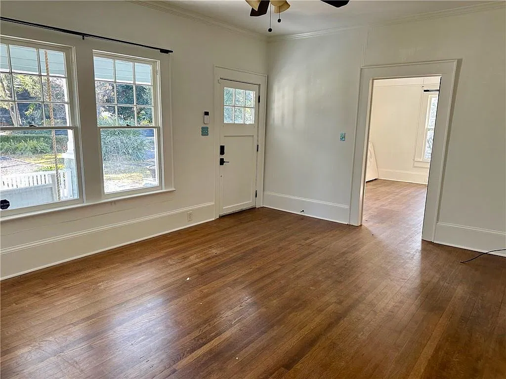 2 bed, 2.0 bath, 1286 sqft, $3,000 — Photo 2