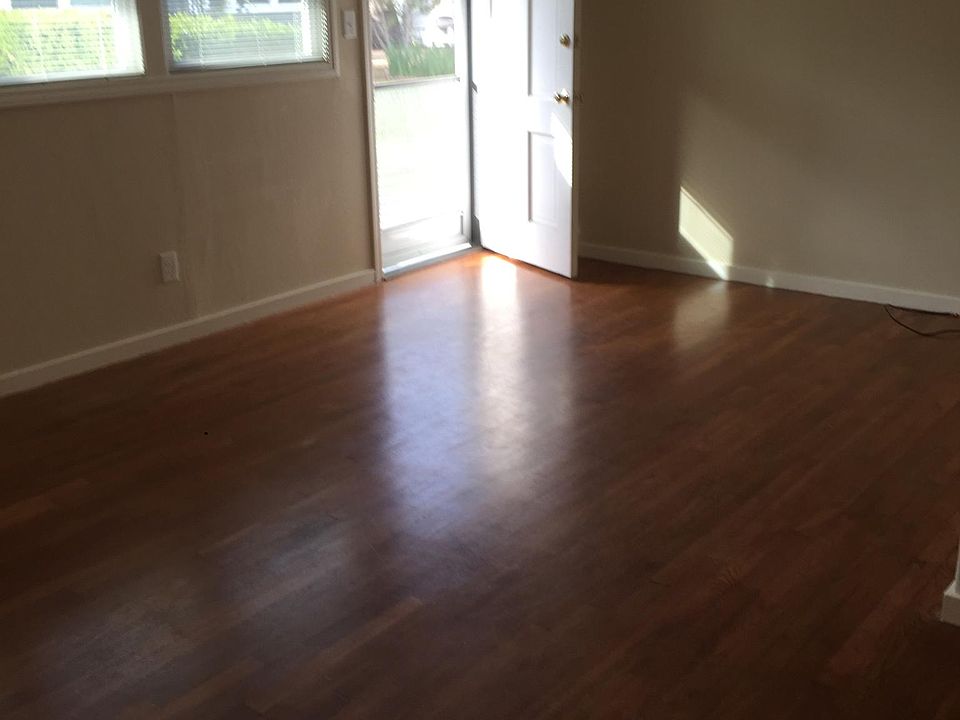 1st image of 1110 Laurel St #1