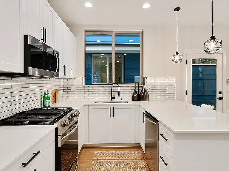 8023 Mary Ave NW #D — Photo 9