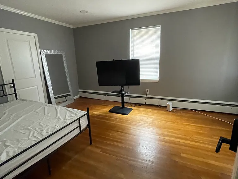 3706 Howard Park Ave — Photo 6