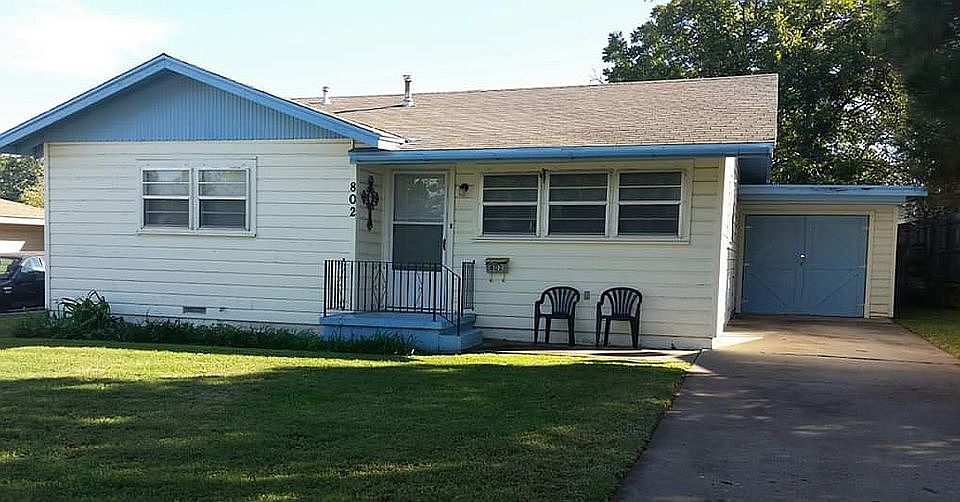 1st image of 802 E Arkansas Ave