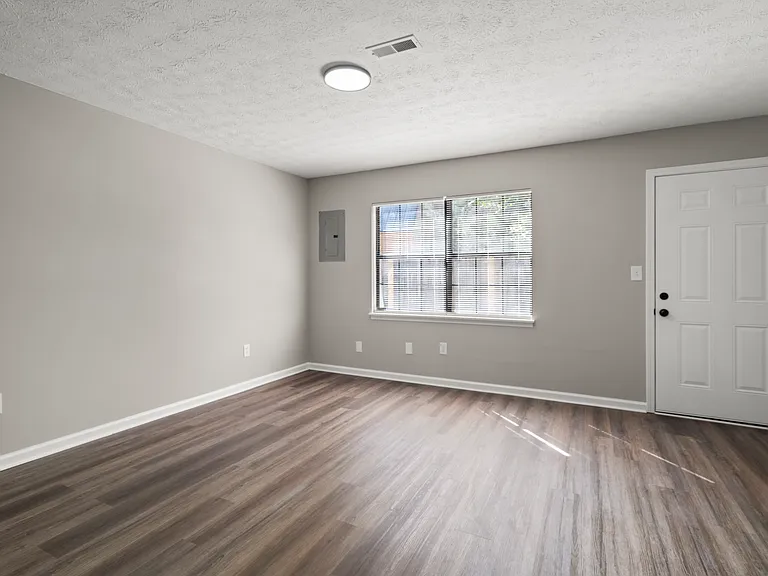 1207 Cave Spring Rd SW #B — Photo 7