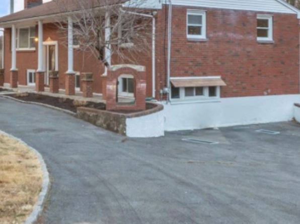 (undisclosed Address)