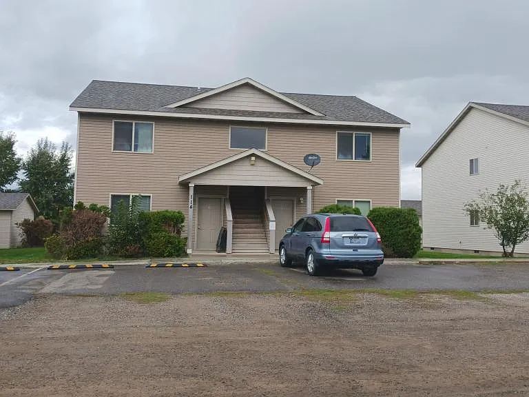 114 E Dudley St #4 — Photo 1