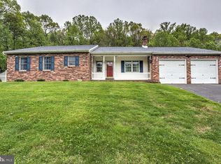 106 Oak Glen Dr, Pequea, PA 17565