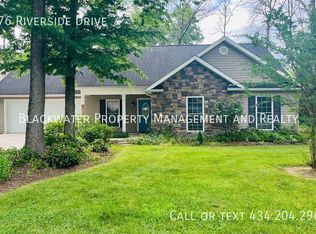 276 Riverside Dr, Lynchburg, VA 24503