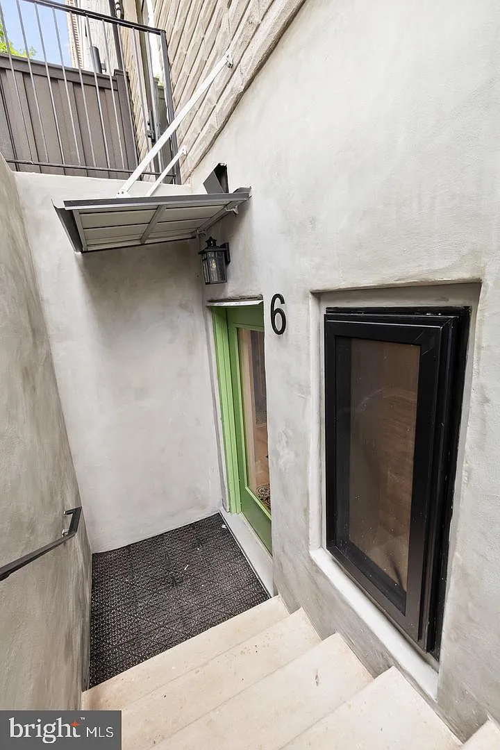 1 bed, 1.0 bath, 752 sqft, $1,600 — Photo 4