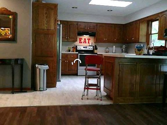 4th image of 1177 SE 180p Rd