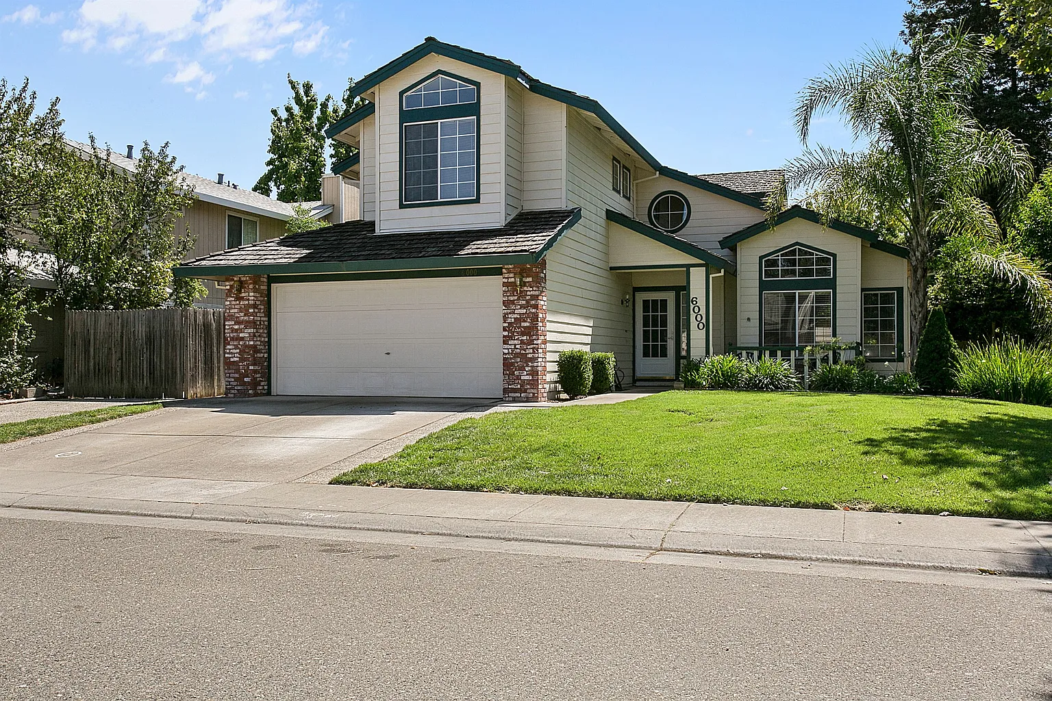 6000 Laguna Vale Way photo 1