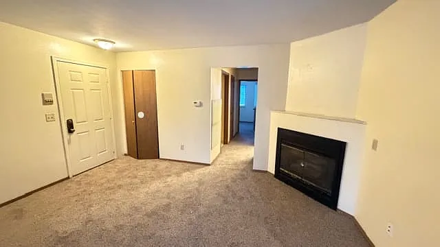 5648 Ryewyck Drive - 1 — Photo 2