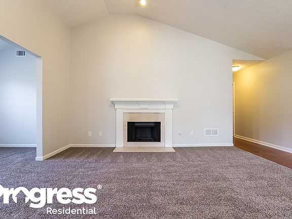 2nd image of 3957 Rock Hollow Dr