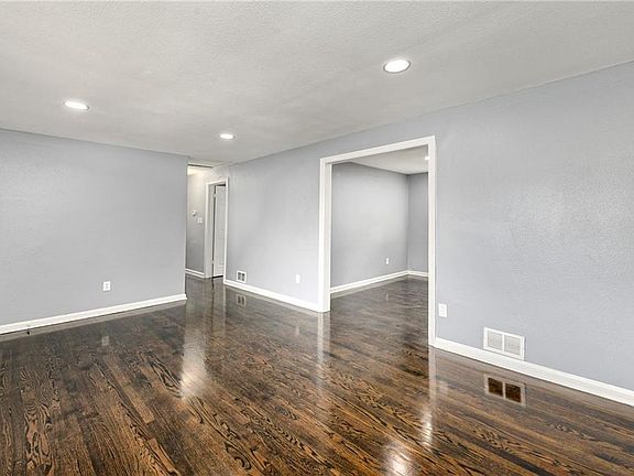 5th image of 9805 E Gregory Blvd