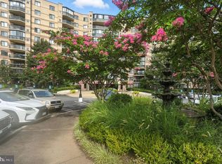 The Rotonda Condo, Mc Lean, VA 22102