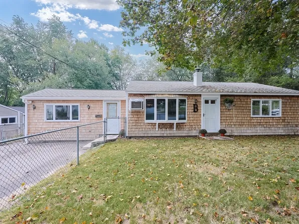 11 Silver Ave, Bellingham, MA 02019