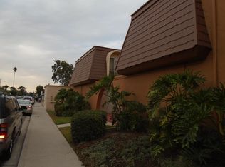 500 W Gonzales Rd #V, Oxnard, CA 93036