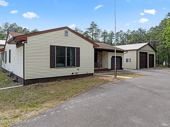 2nd image of 1401 Trenton Avenue