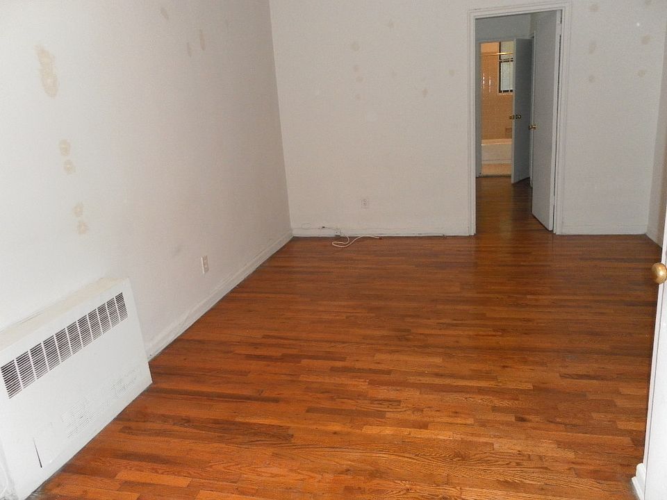 2nd image of 417 E 89th St APT 3B