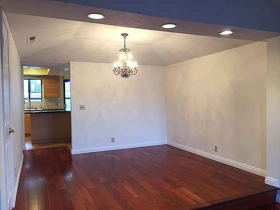 2nd image of 3621 Garnet St APT 4