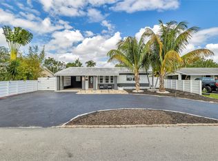 331 NE 42nd St, Oakland Park, FL 33334
