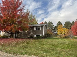 4214 Sweetgrass Dr, Colstrip, MT 59323