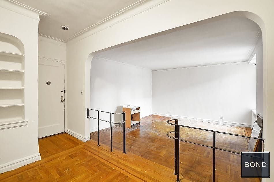 1st image of 30 Park Ter E APT 4E