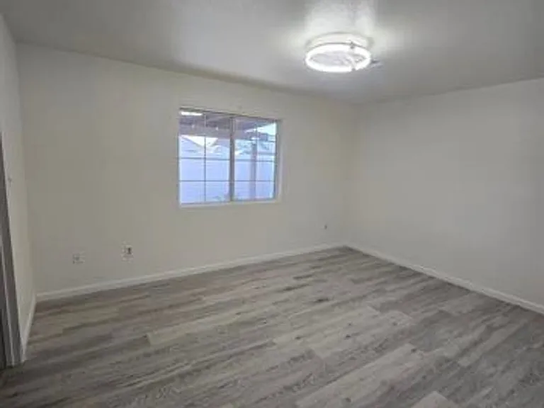 417 N San Juan Ln — Photo 2