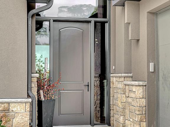 3rd image of 9733 Casa Colina Ct