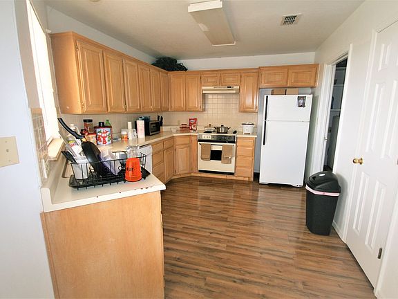 4th image of 1332 Concord Rd
