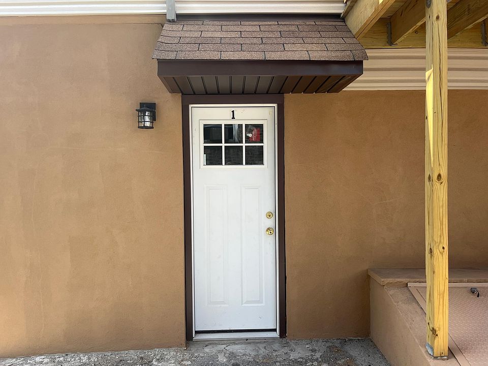 PRIVATE entrance