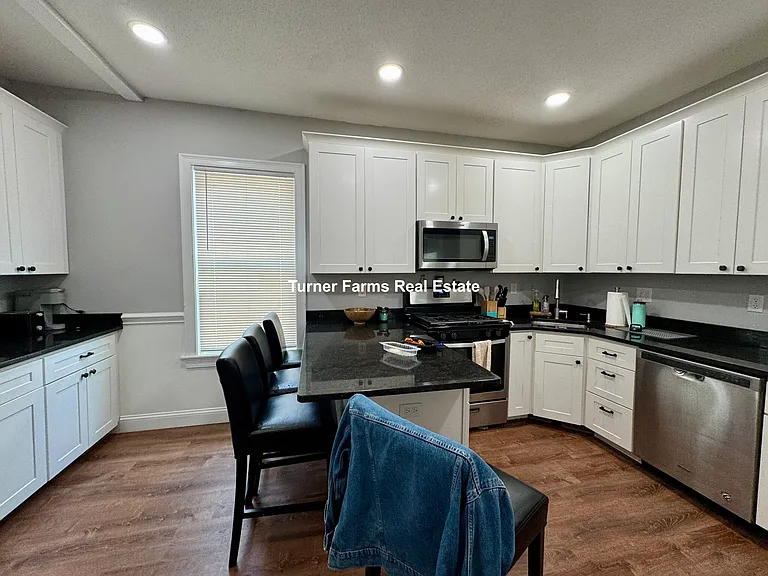 38 Crescent Ave #3A — Photo 4