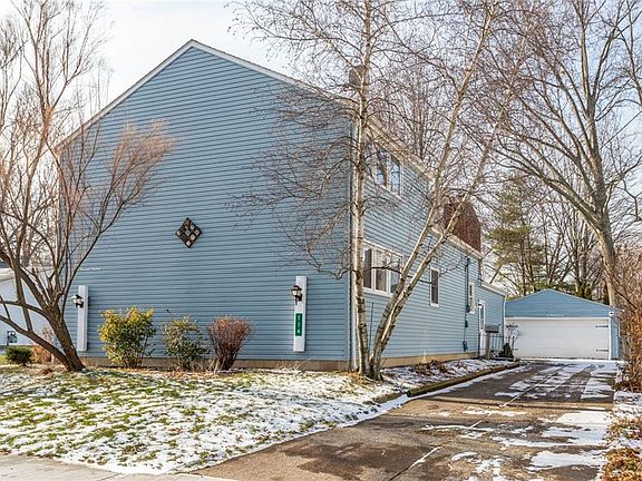 2nd image of 114 Moorewood Ave