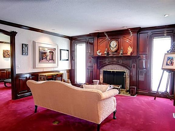 3rd image of 212 Blue Gate Cir