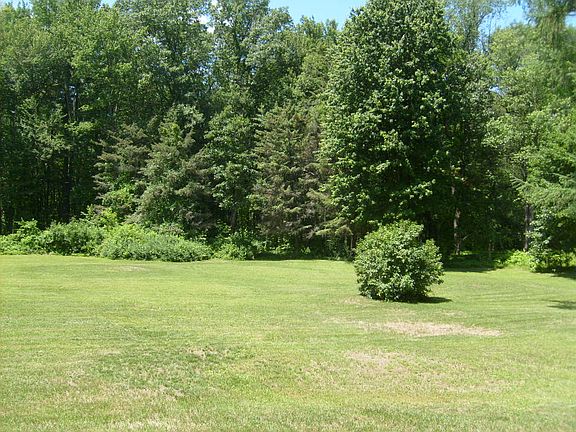 2nd image of 17 Dyer Dr