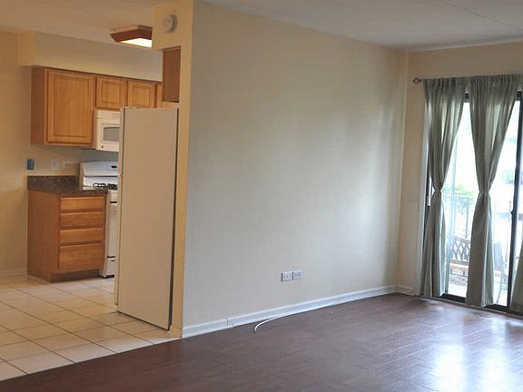 3rd image of 8333 Captons Ln APT 104