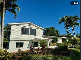 15922 SW 83rd Ct, Palmetto Bay, FL 33157