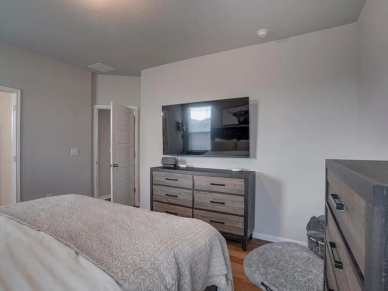 10609 Harwood Overlook Cv — Photo 12
