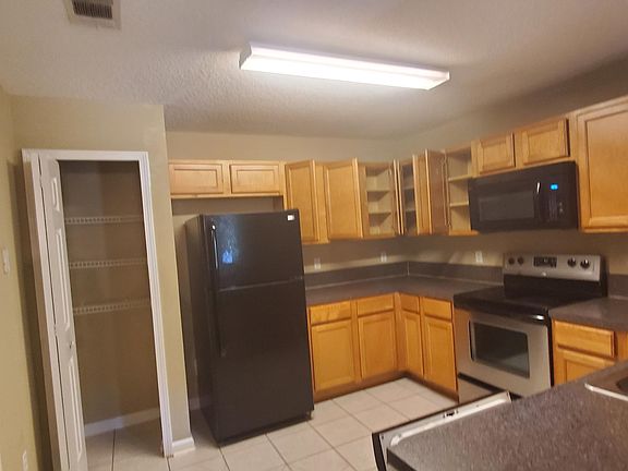 2nd image of 3671 Kirkpatrick Cir #159