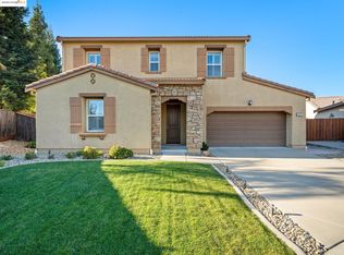 1007 Yarkon Ct, Fairfield, CA 94533